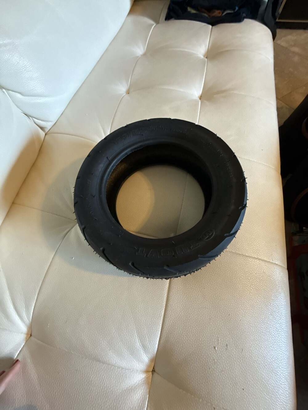 TUOVT 90/65-6.5 Tubeless Electric Scooter Tire